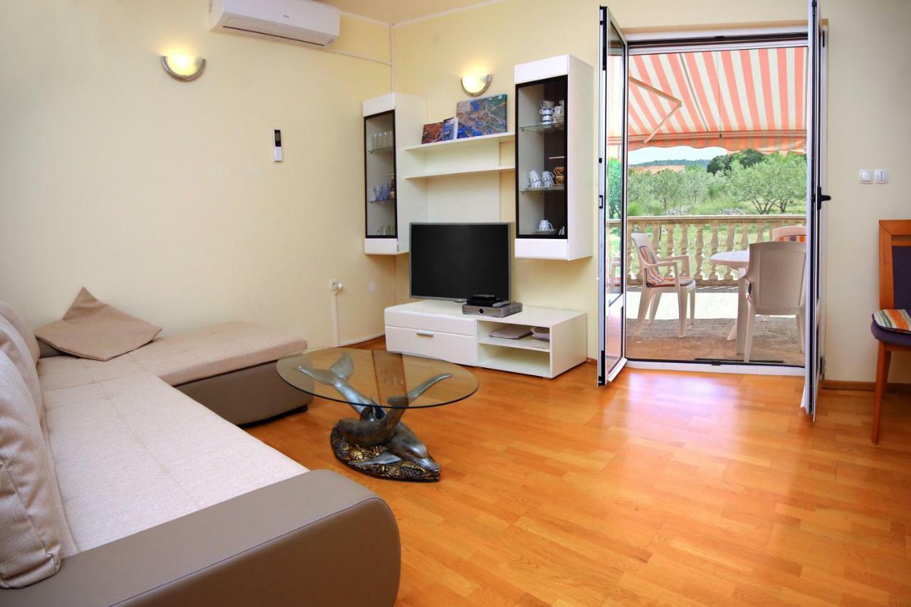 Apartment Mirni Kutak Šibenik Екстериор снимка
